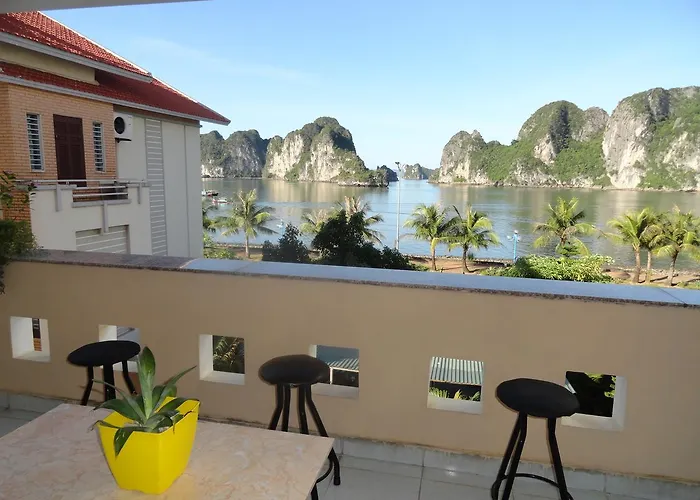 Bed &amp; Breakfast Lily Hạ Long